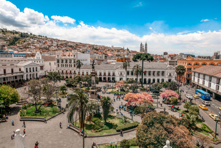 Não perca a oportunidade de viver uma experiência única em Quito e conhecer de perto a história do Equador