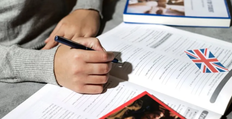 Cursos de inglês são dirigidos exclusivamente para alunos de graduação, pós-graduação e colaboradores da USP