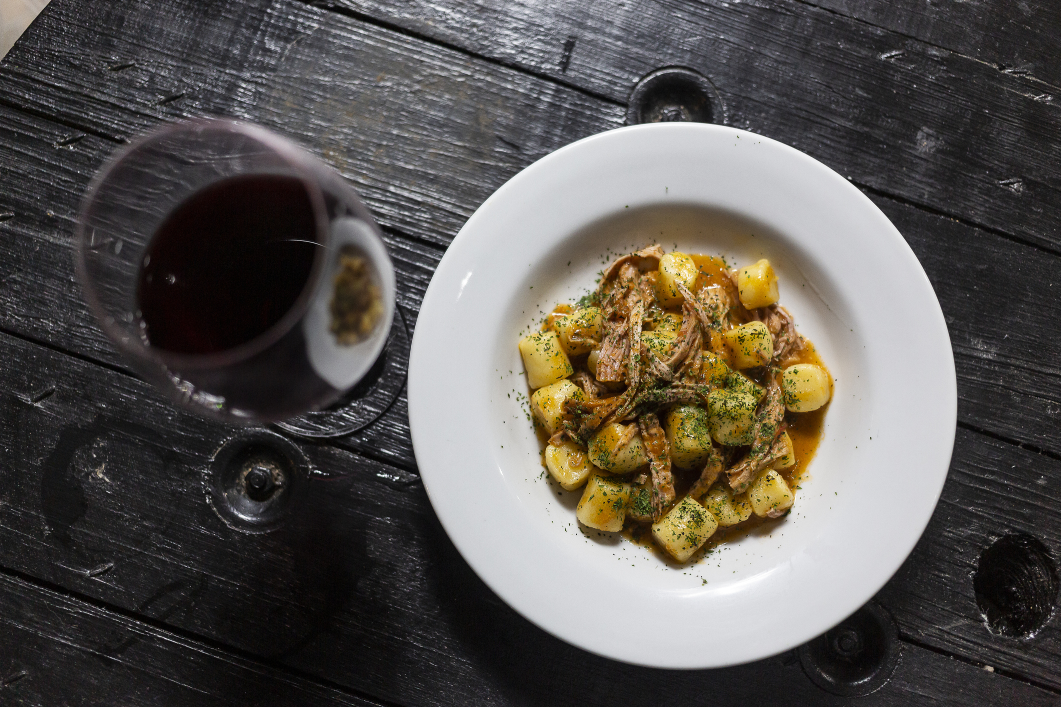 Ravioli com ragu de costela