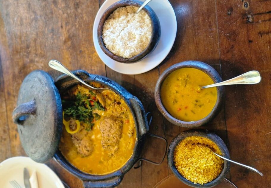 A moqueca de peixe do Maroca Praia, eleita a melhor da Bahia