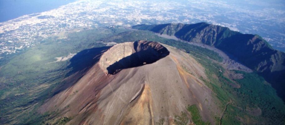 Vesúvio ainda pode entrar em erupção a qualquer momento