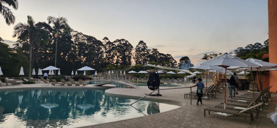 Vista de uma das piscinas do Hotel Villa Rossa, em São Roque