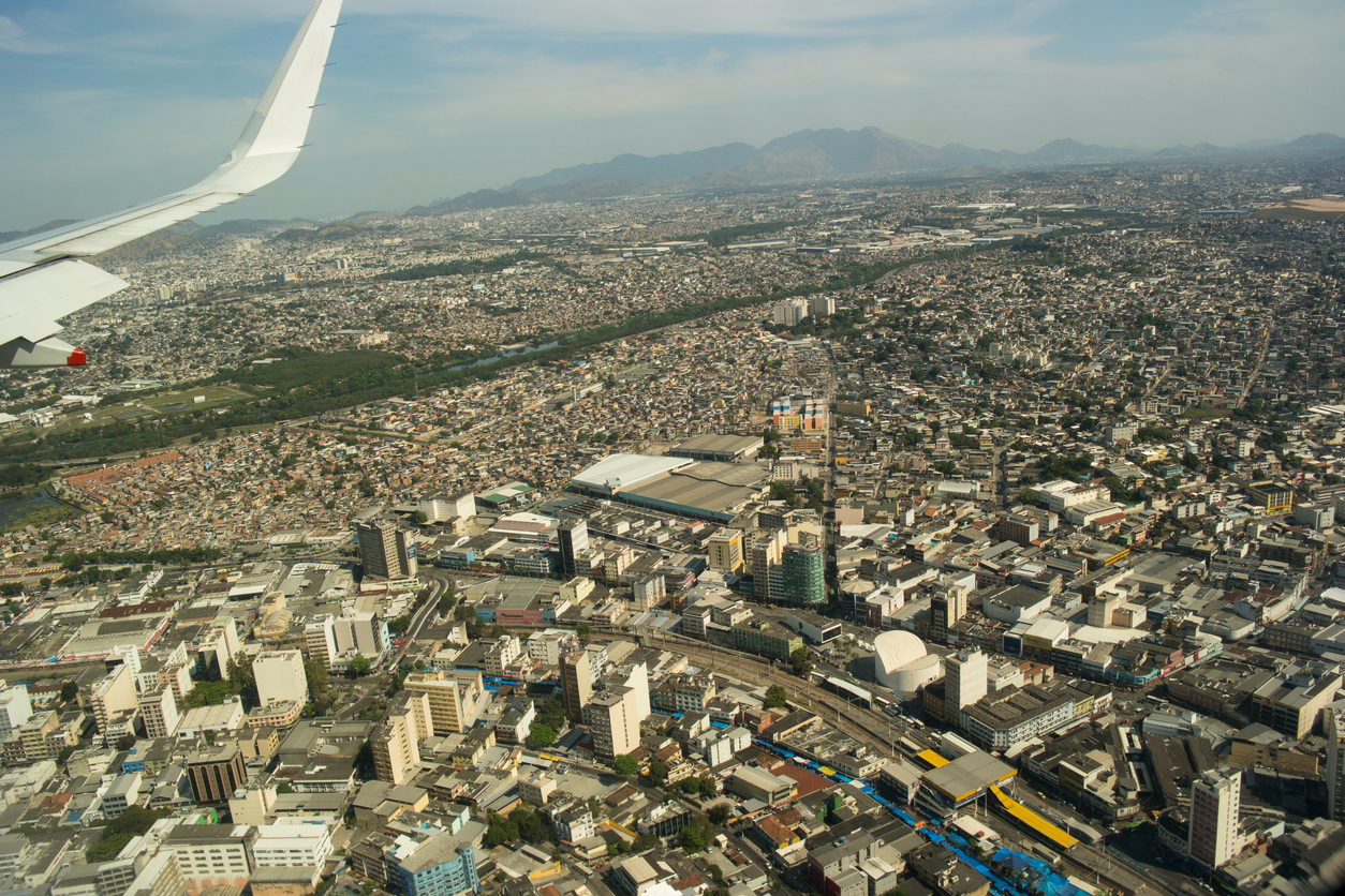 Duque de Caxias, no Rio de Janeiro, a integra a lista das cidades mais feias do Brasil  – iStock/Leoaraujo7