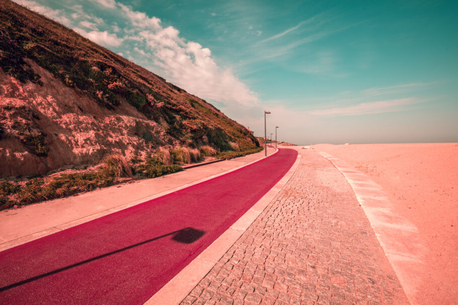 Ciclovia na praia do Cabedelo do Douro