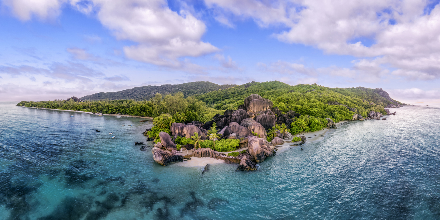 As ilhas podem variar em tamanho, forma, clima e vegetação –  iStock/DieterMeyrl