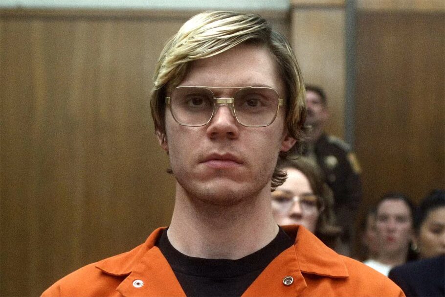 Por mais de uma década, Jeffrey Dahmer conseguiu matar 17 jovens rapazes sem levantar suspeitas da polícia