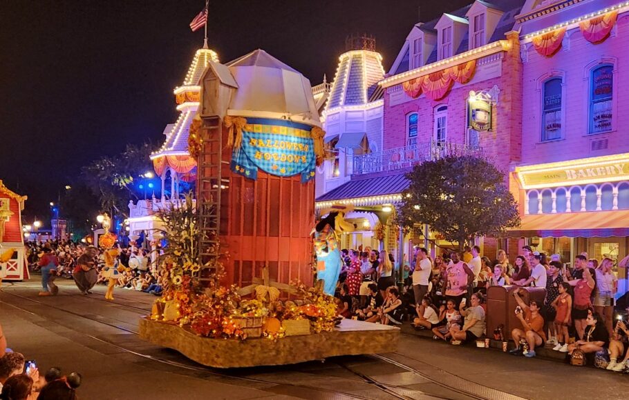 Parada do Mickey’s Not-So-Scary Halloween Party, no parque Magic Kingdom