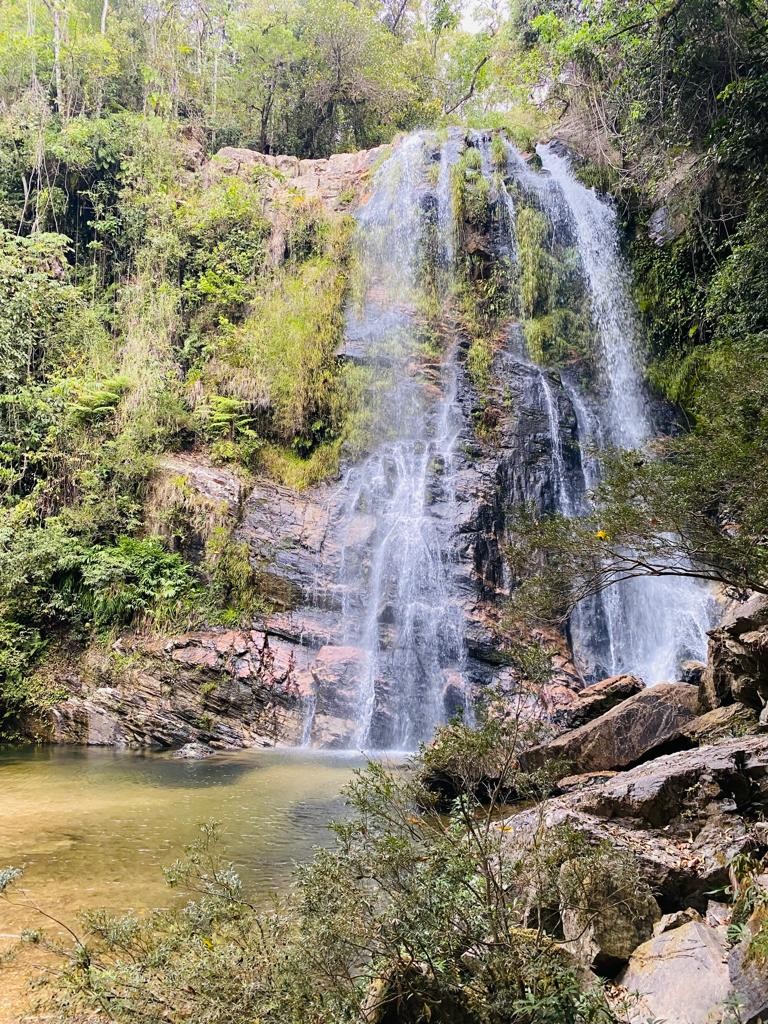 Complexo da cachoeira do Ouro conta com três cachoeiras de fácil acesso com uma beleza singular e com serviço de alimentação e hospedagem