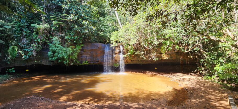 Cachoeira dos Namorados é a primeira a que se tem acesso