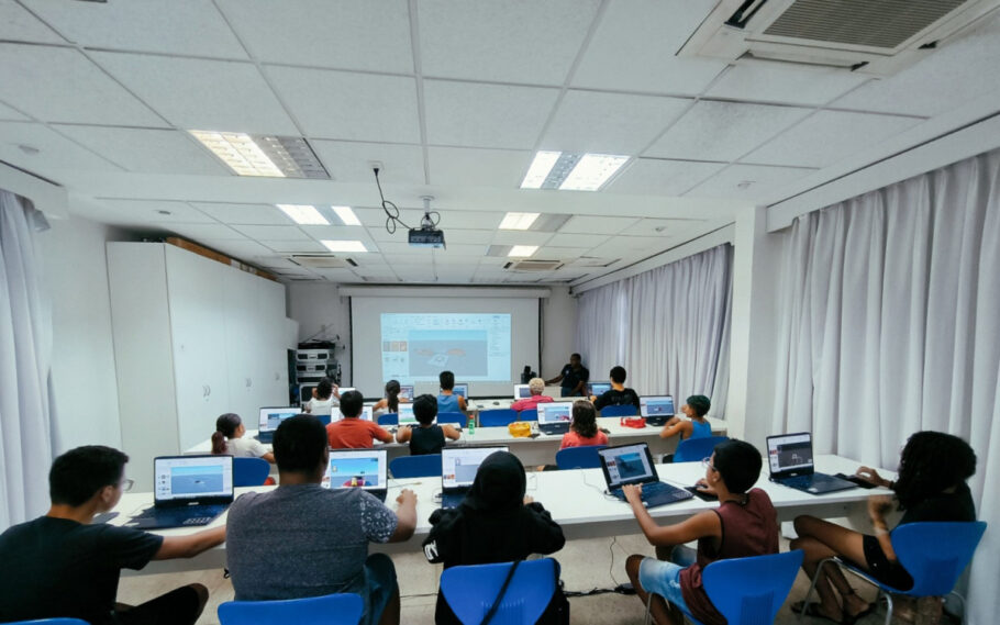 Os cursos e as oficinas das Naves do Conhecimento ocorrem no formato presencial