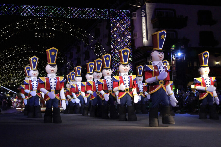 O Grande Desfile de Natal, uma das atrações do Natal Luz de Gramado