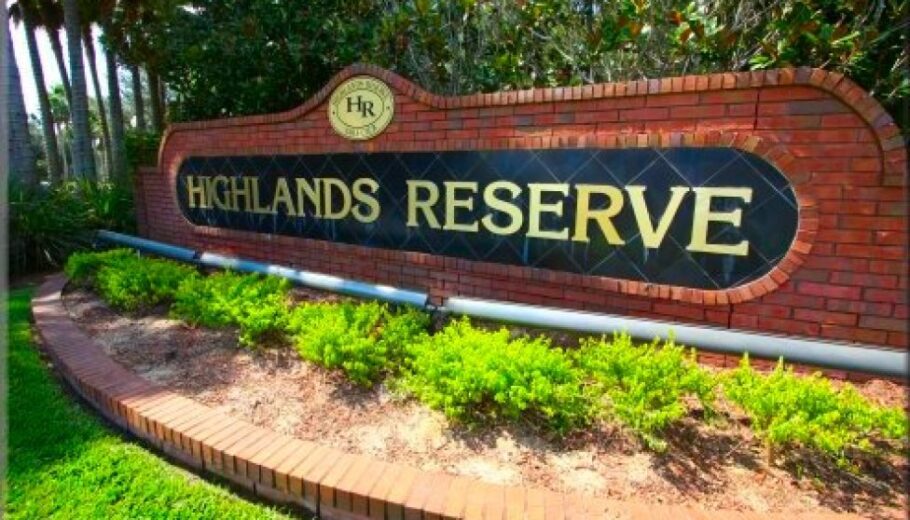 Highlands Reserve, em Davenport, é uma das opções de condomínios em Orlando