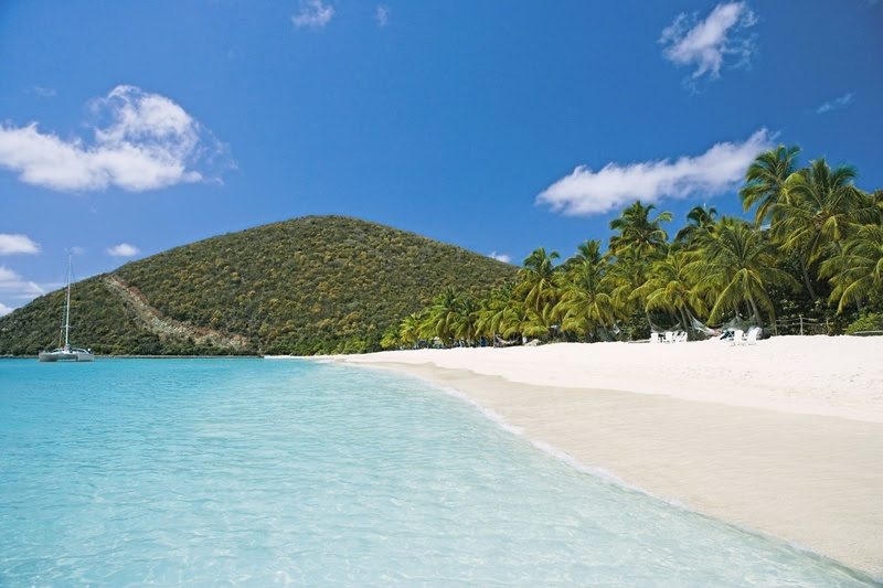 Praia em Philipsburg, na ilha caribenha de St Maarten