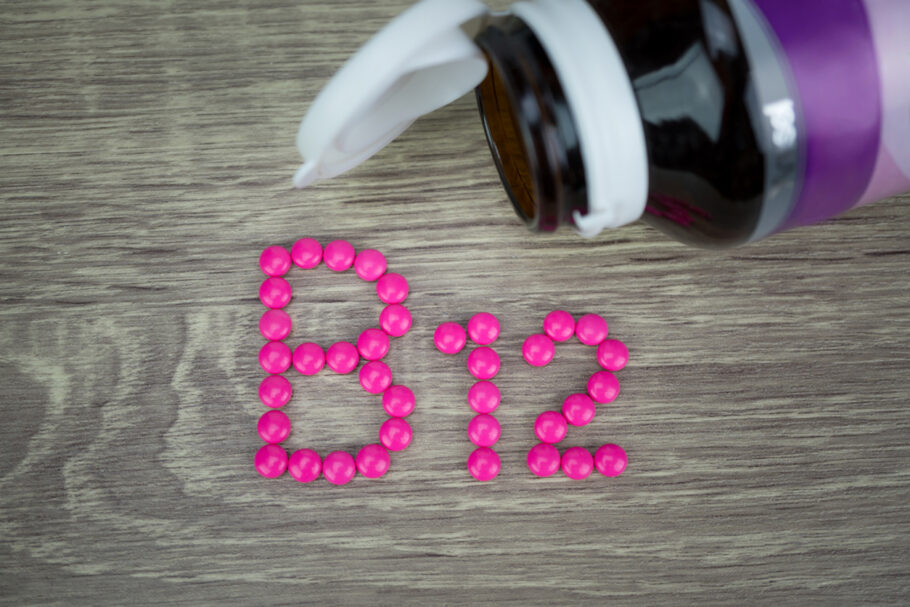 Pessoas que não conseguem vitamina B12 o suficiente pela alimentação precisam suplementar