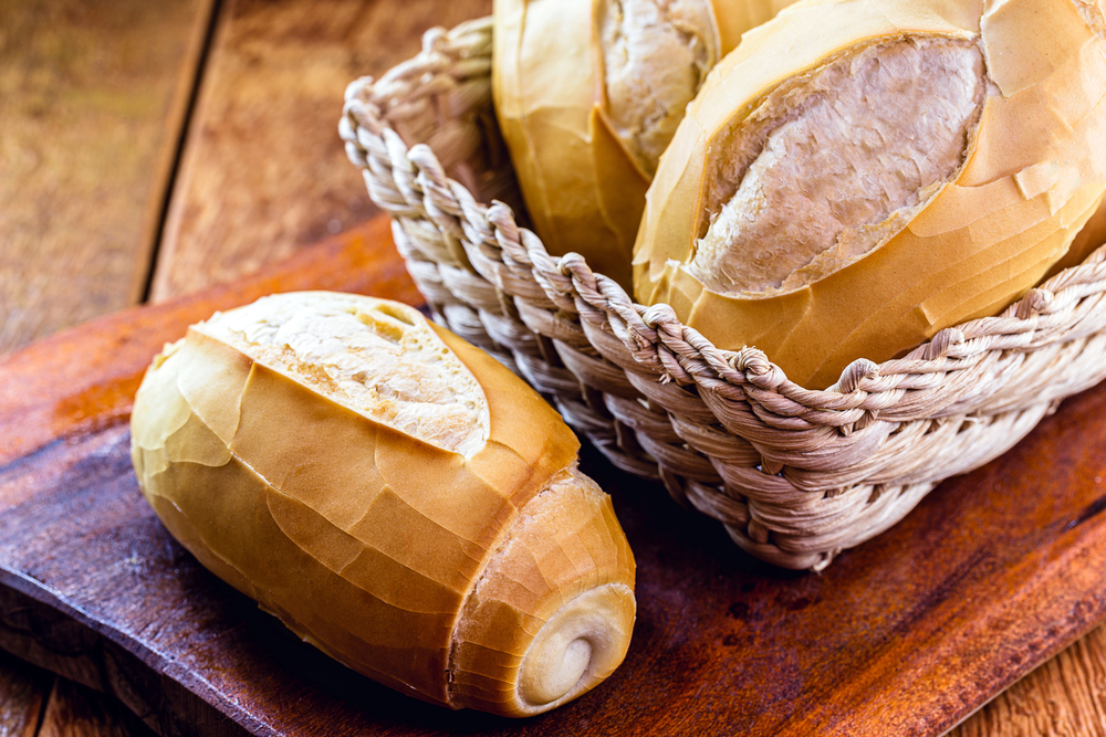 Brasileiros consomem 2,3 milhões de toneladas de pão francês por ano – robertohunger/Depositphotos