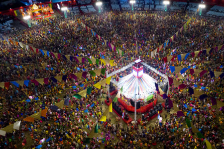 O Festival anual de Navaratri é uma das principais festividades hindu que celebra a deusa Durga.