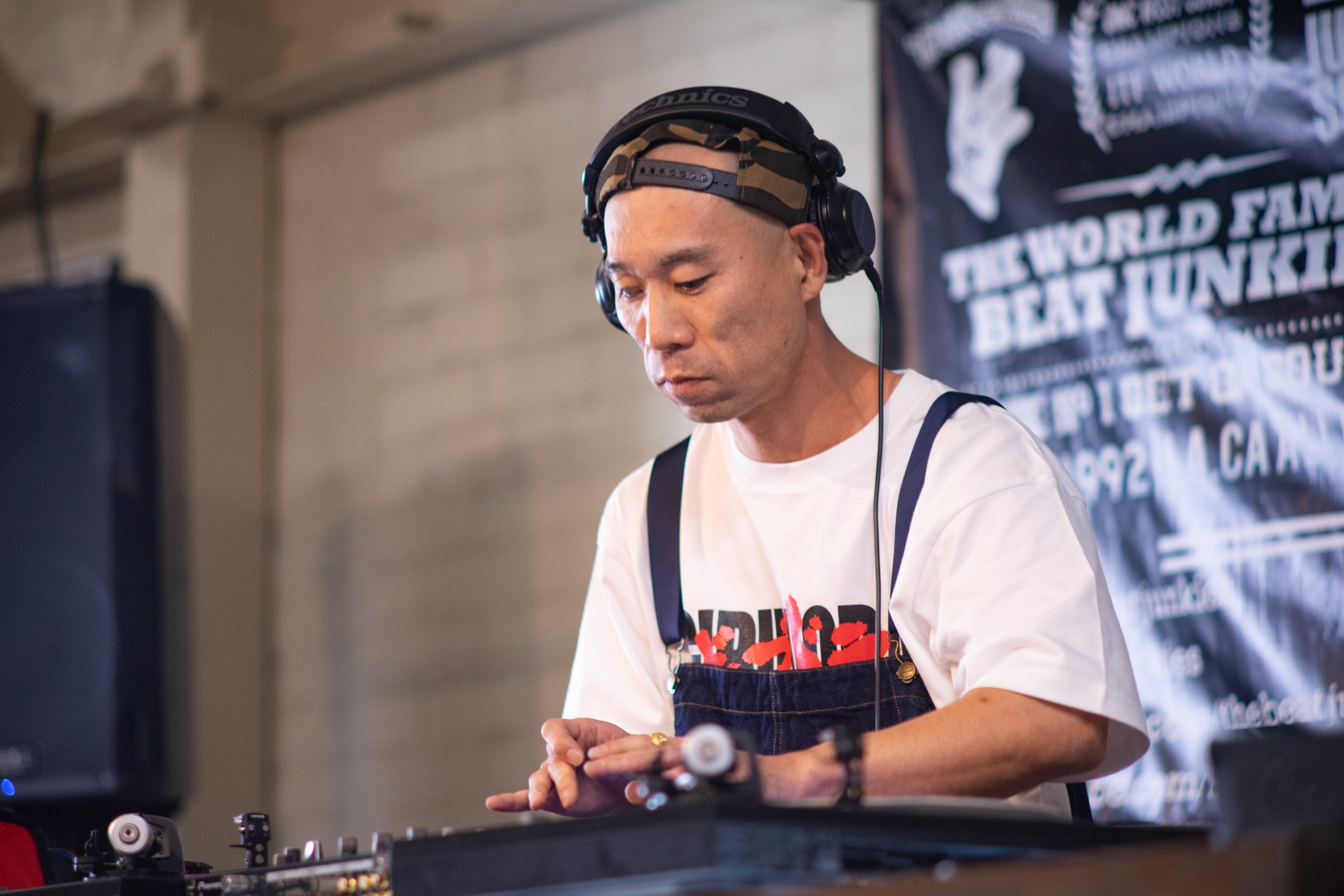 Lenda do vinil, DJ Koco AKA Shimokita comanda noite imperdível no