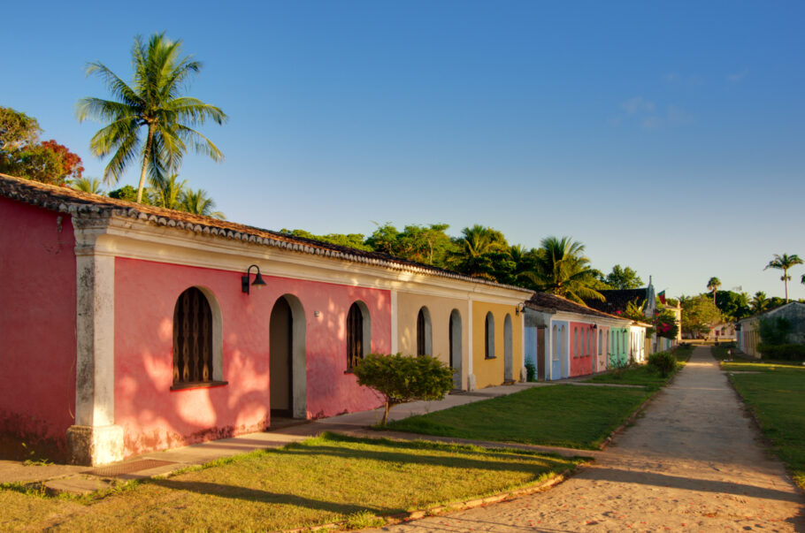 Nascer do sol no Centro Histórico de Porto Seguro, Sul da Bahia, Brasil