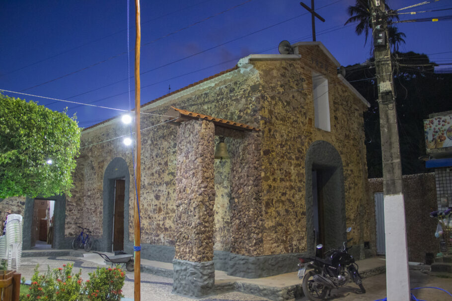 A igreja Matriz Nossa Senhora das Candeias: marco histórico no centro da cidade