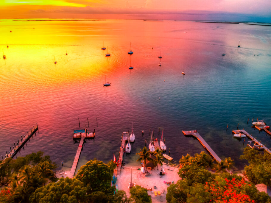 Vista do pôr do sol no Key Lime Sailing Club and Cottages, Key Largo