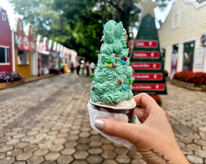 Meu gelato de Natal: a base era sorvete de rabanada