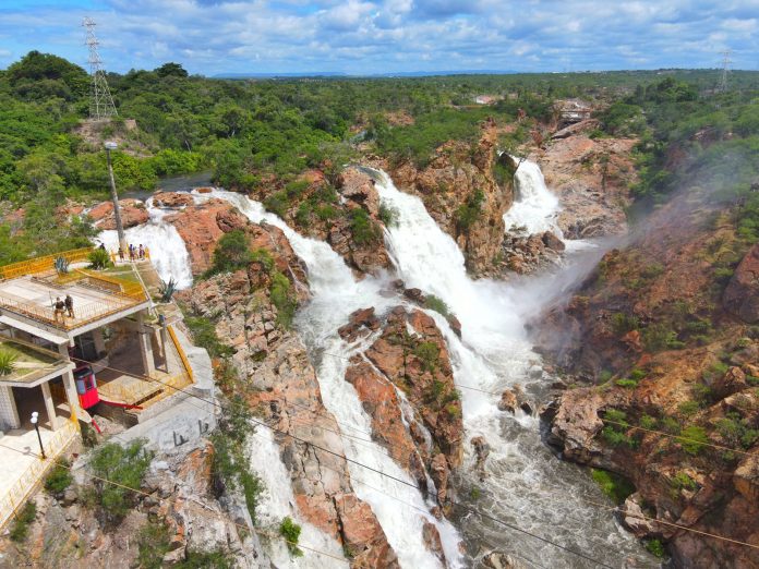 A cachoeira de Paulo Afonso, uma das atrações imperdíveis