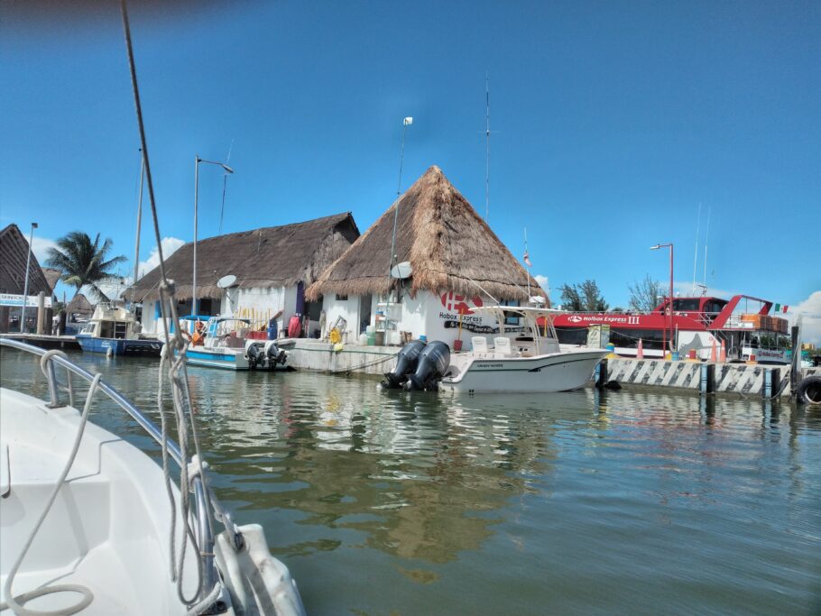 O acesso à ilha de Holbox é feito de ferry a partir da cidade de Chiquilá