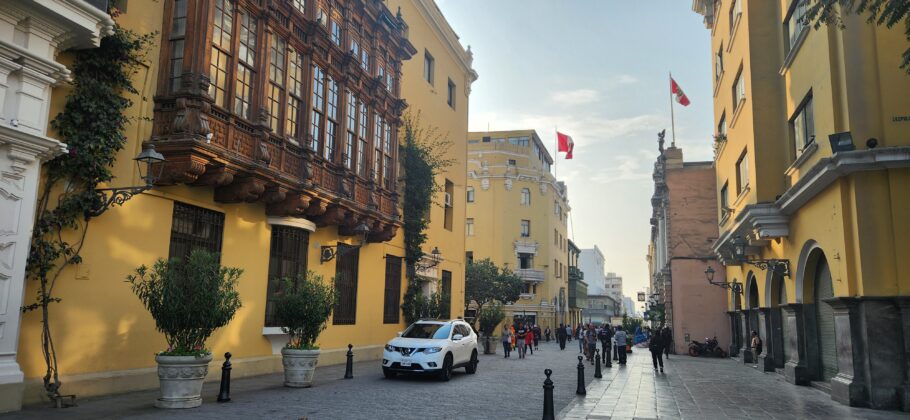 Rua do Centro Histórico de Lima