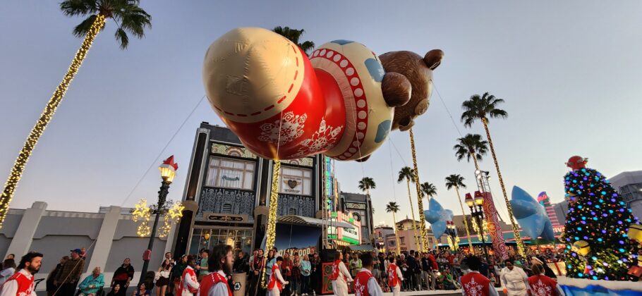 A tradicional Parada de Natal da Macy’s no Universal Studios Florida