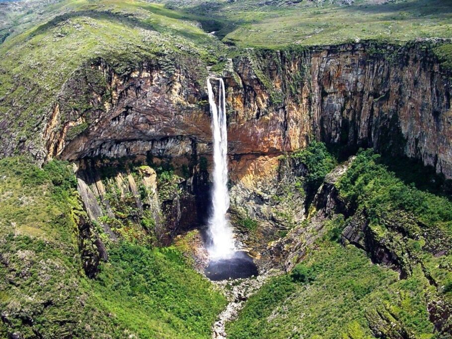 Cachoeira do Tabuleiro, na cidade de Conceição do Mato Dentro