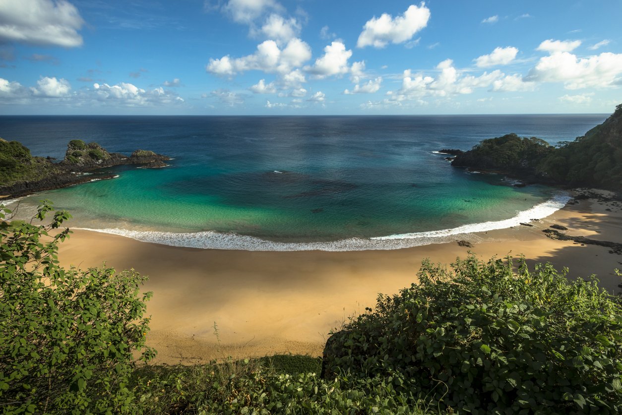 Do nascer ao pôr do sol, as praias do Nordeste oferecem vistas espetaculares e experiências únicas