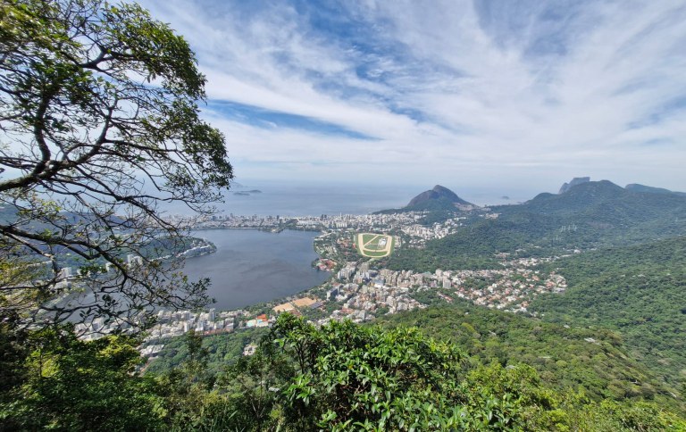 Mirante oferece vista panorâmica do Rio de Janeiro