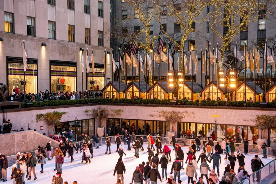 A famosa pista de patinação do Rockefeller Center