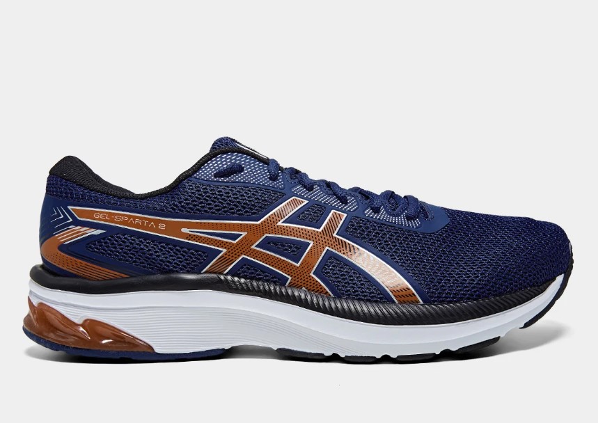 O tênis Asics Gel-Sparta 2 masculino sai por R$269,99 com o cupom CATRACA10 aplicado