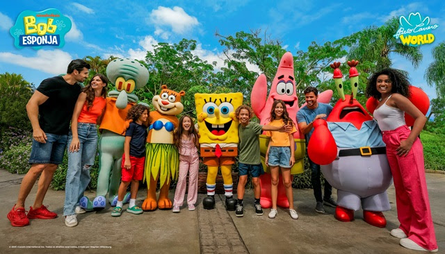 Personagens do desenho Bob Esponja no Beto Carrero World