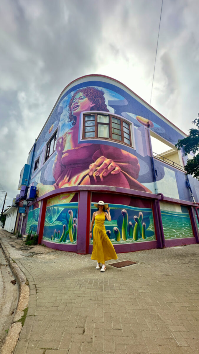 San Nicolas foi transformada com arte de rua e virou centro cultural de Aruba