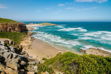 Localizada na Reserva Natural Mpenjati, ao sul de Durban, essa é a única praia de nudismo oficial da África do Sul.