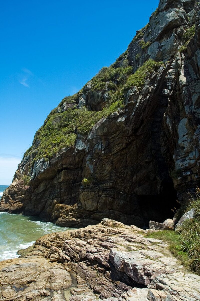 Gruta das Encantadas