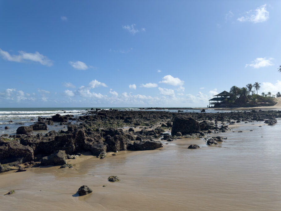 Vista da praia de Genipabu no Brasil