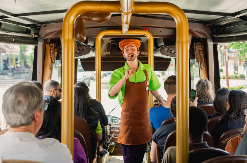 Outro atrativo irresistível na Serra Gaúcha é o Chocobus