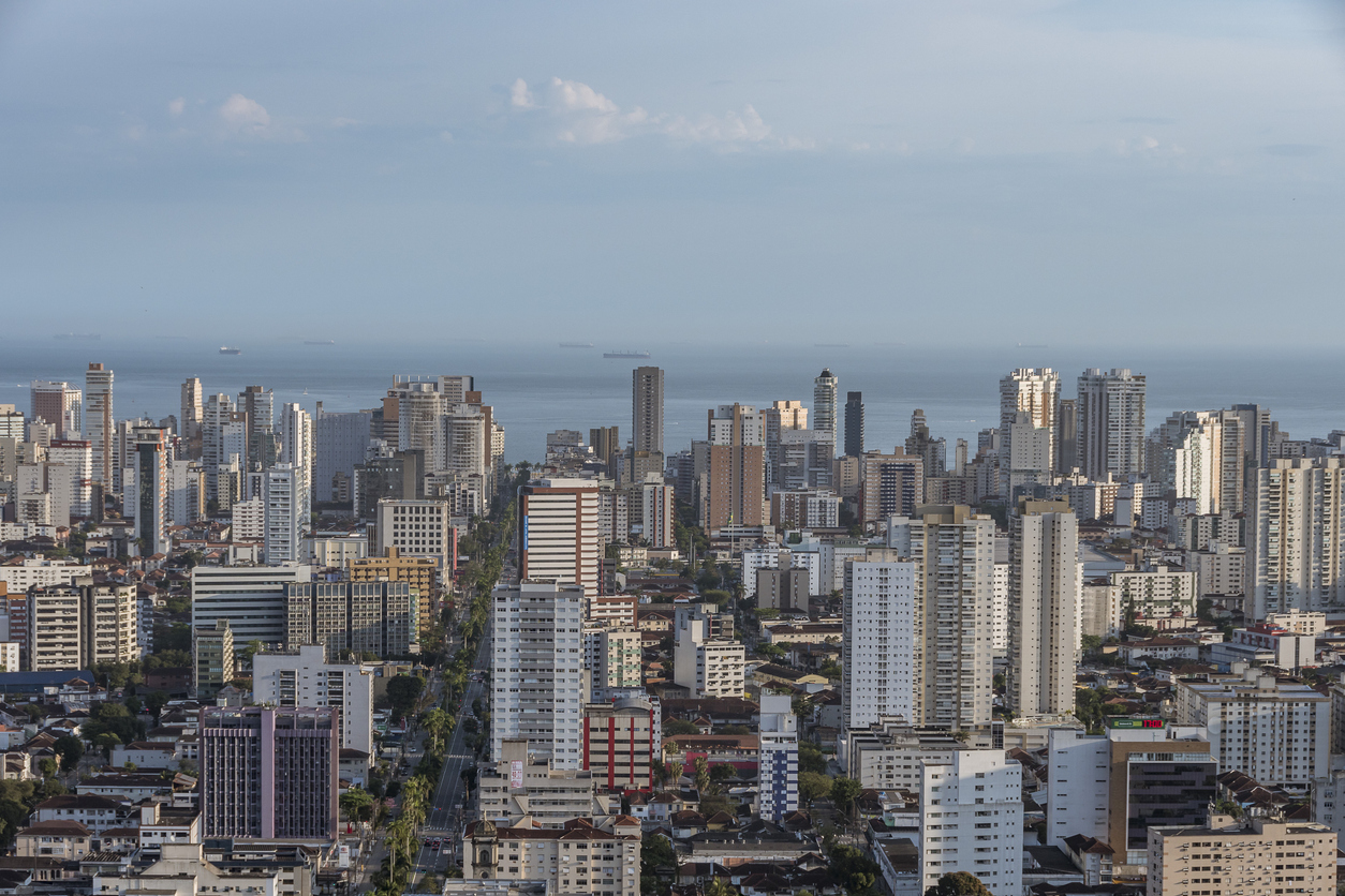 Tranquilidade na Praia de Aparecida: ideal para quem busca um dia calmo e relaxante em Santos