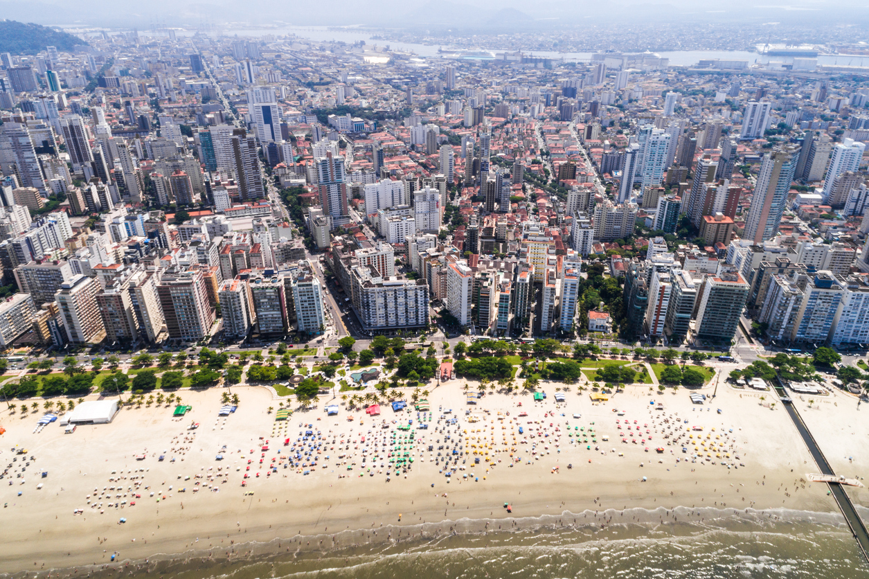 Santos: um destino que combina praias deslumbrantes, cultura vibrante e infraestrutura de qualidade para todos os gostos.