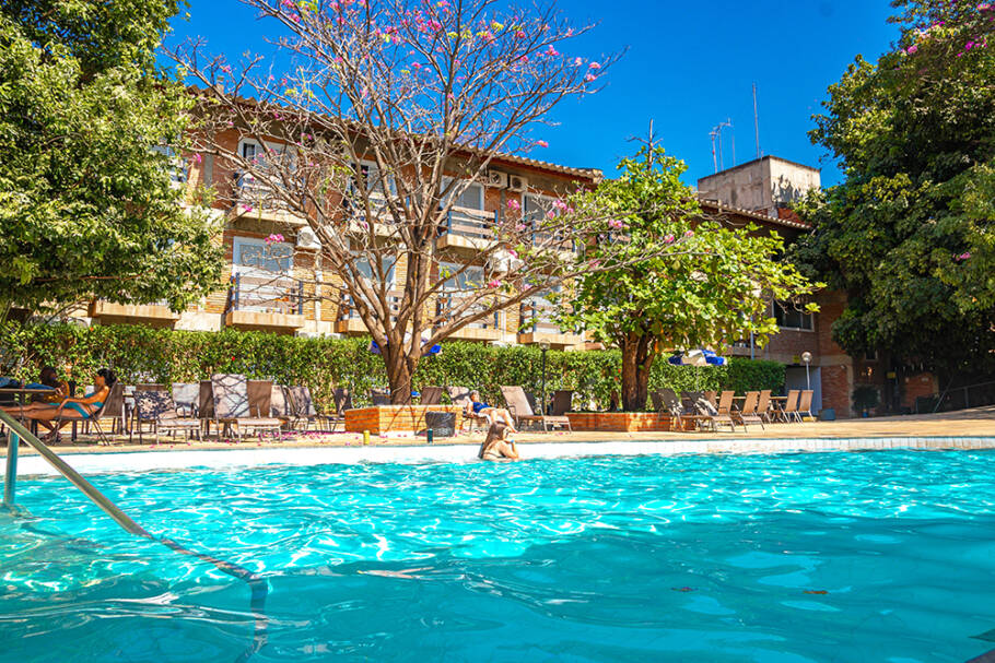 Piscina do hotel Thermas diRoma, que oferece atividades para todas as idades