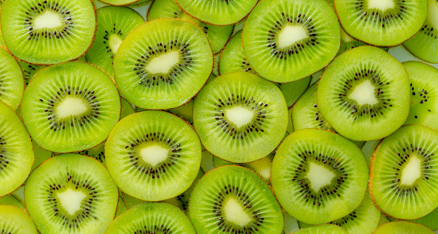 Kiwi é capaz de melhorar a saúde mental em 4 dias, diz estudo