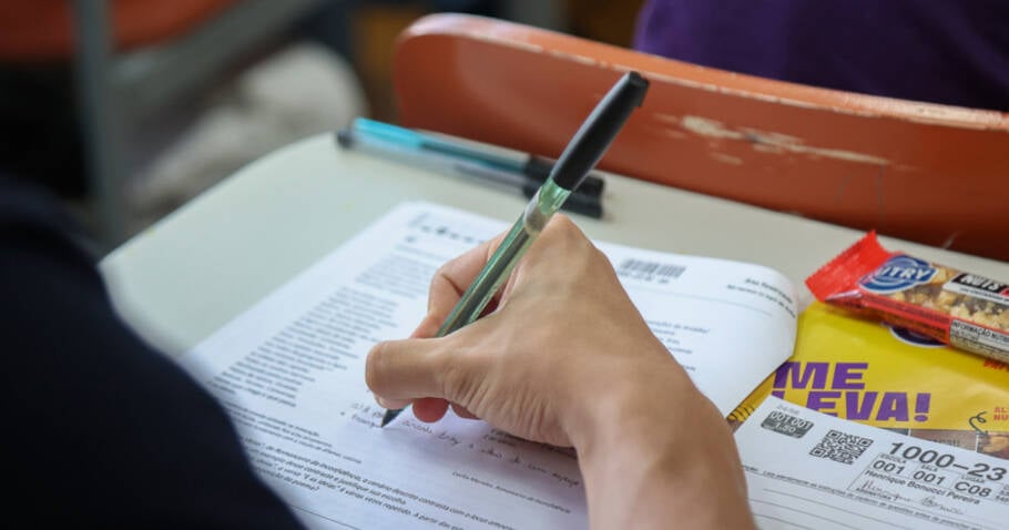 Simulado de redação da Fuvest será realizado em formato on-line nos dias 26 e 27 de abril