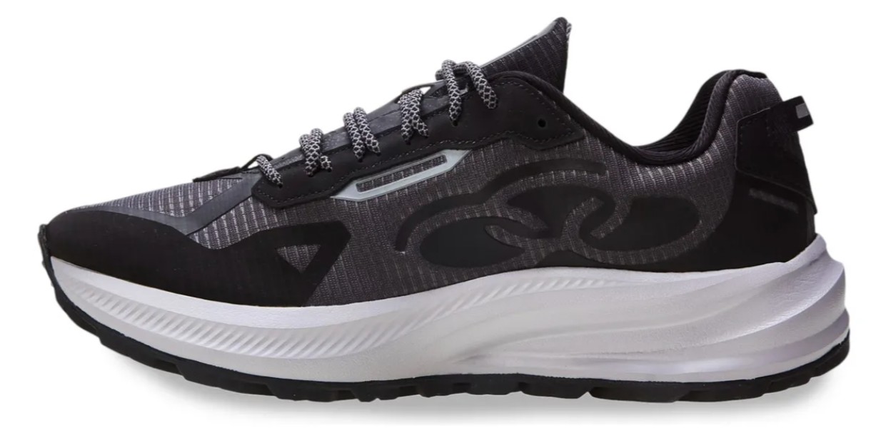 o tênis Neblina sai por R$206,99 no Pix