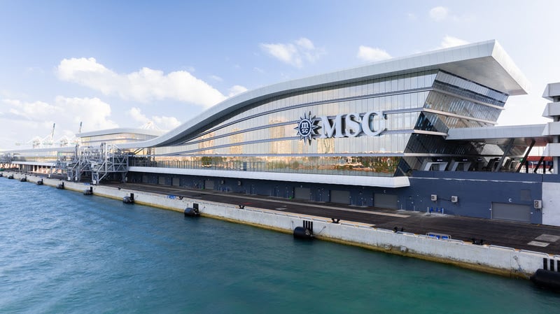 O terminal da MSC Cruzeiros em Miami tem capacidade para receber simultaneamente três navios