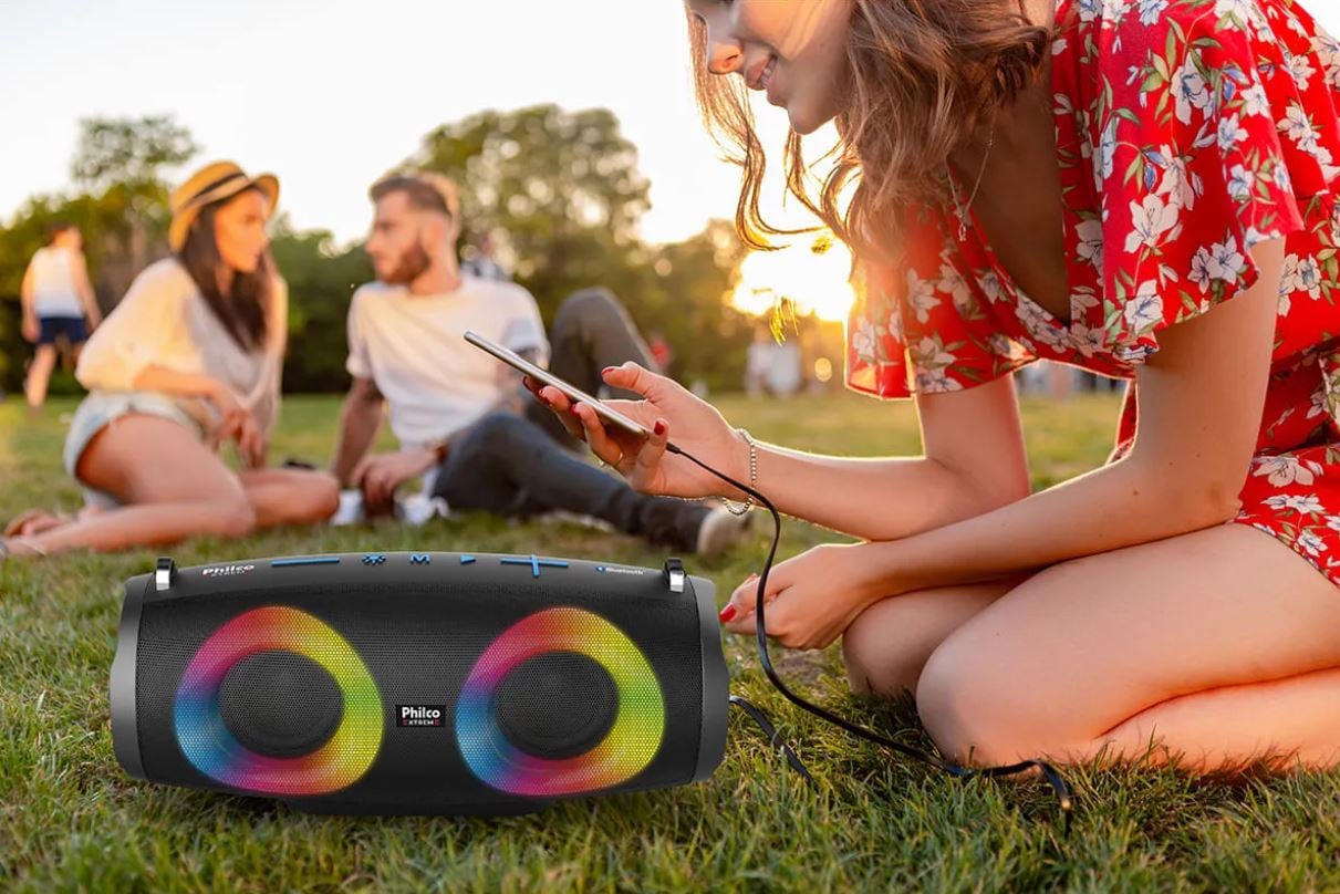 A Caixa de Som da Philco sai por apenas R$206,10 (46% OFF)!
