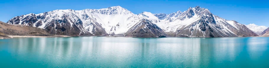 Vista de "Embalse del Yeso", próximo à cidade de Santiago
