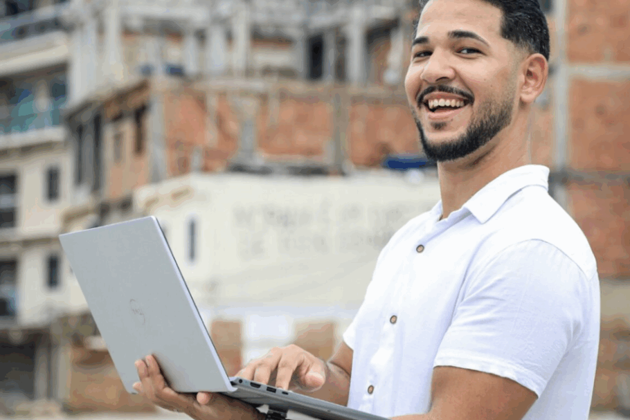 Tenha acesso às oportunidades certas, como os bootcamps promovidos pela DIO em colaboração com a Microsoft